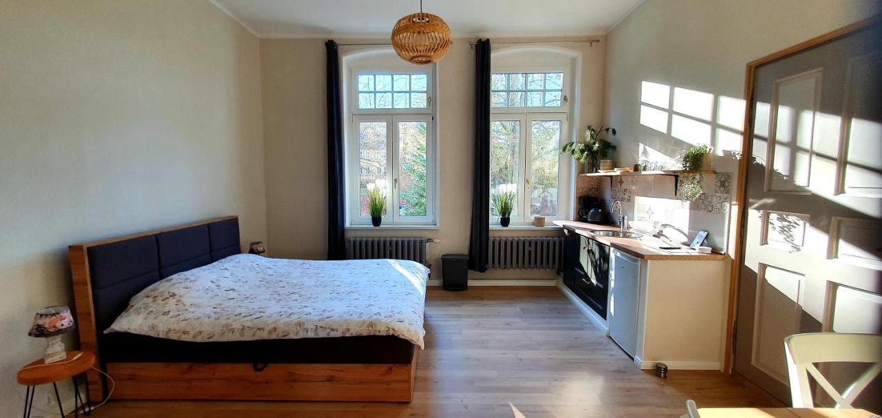 Vogtlandperle Apartment Oelsnitz  Bagian luar foto